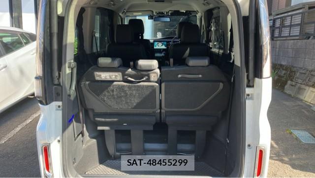 Honda e 2017-10 8282121-17