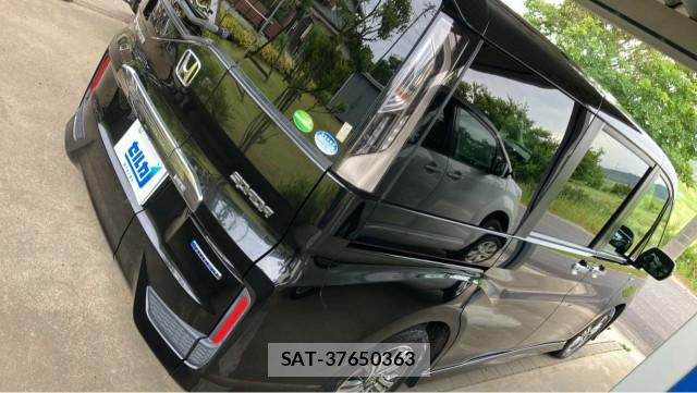 Honda e 2017-09 8282271-12