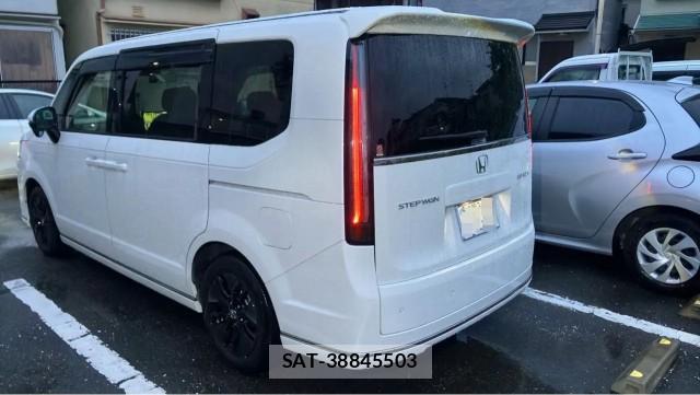 Honda e 2024-06 8282392-13