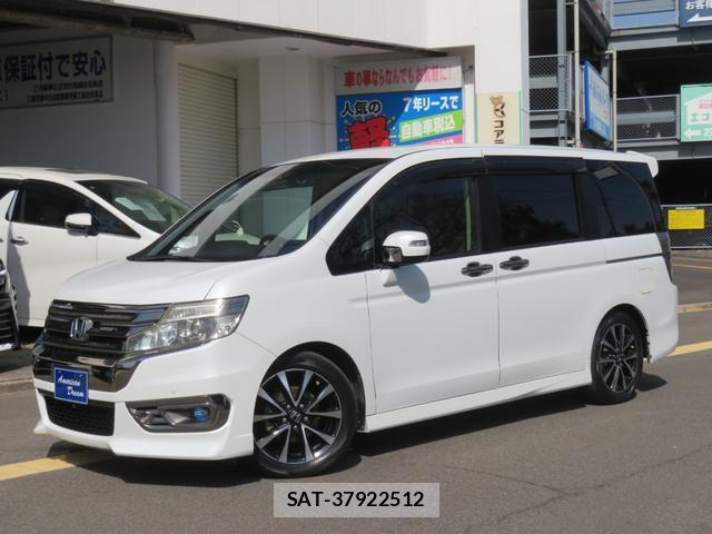 Honda e 2013-02 8282993-1