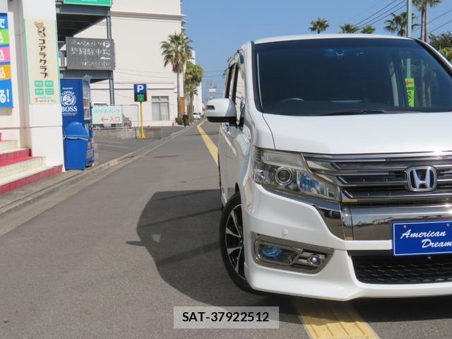 Honda e 2013-02 8282993-11