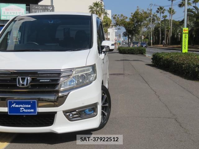 Honda e 2013-02 8282993-4