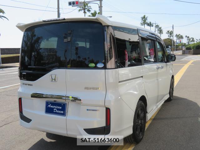 Honda e 2019-10 8282994-14