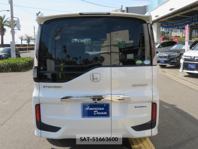 Honda e 2019-10 8282994-15