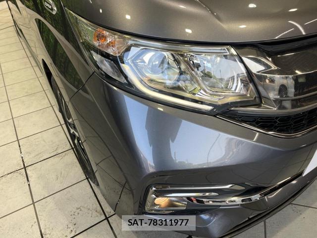 Honda e 2015-04 8283145-12