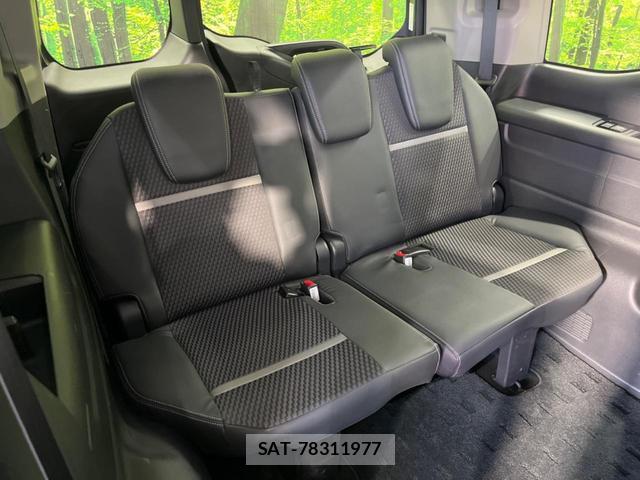 Honda e 2015-04 8283145-9