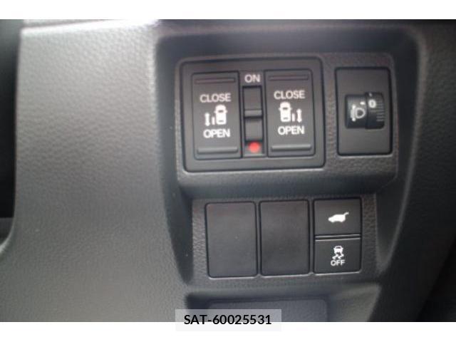 Honda e 2026-07 8283764-17