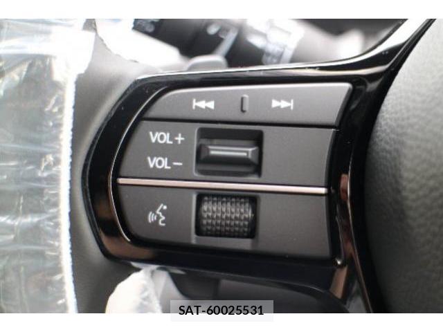 Honda e 2026-07 8283764-19