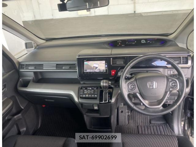 Honda e 2016-01 8284679-2