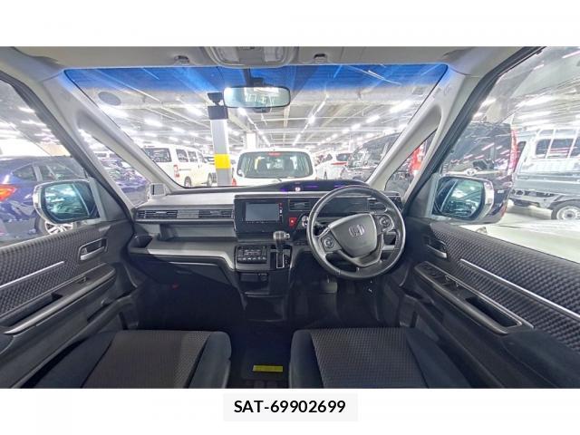 Honda e 2016-01 8284679-7