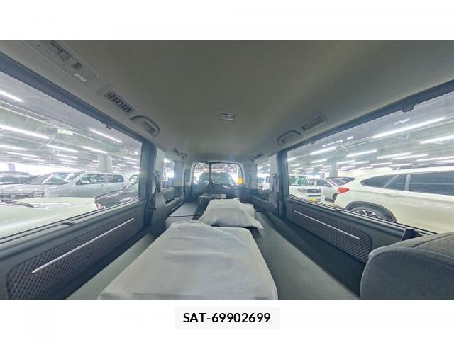 Honda e 2016-01 8284679-8