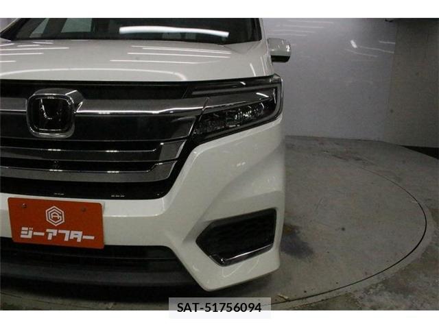 Honda e 2021-03 8285113-14