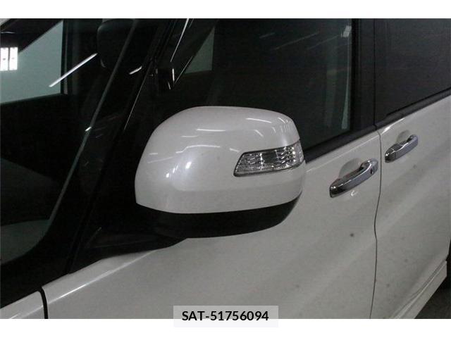 Honda e 2021-03 8285113-16