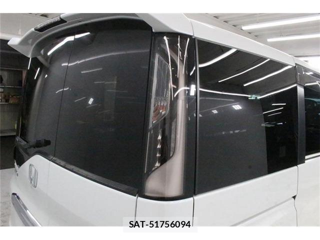 Honda e 2021-03 8285113-18