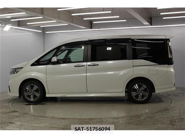 Honda e 2021-03 8285113-9