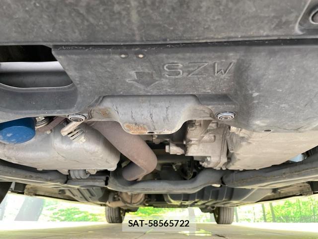 Honda e 2012-07 8285354-18