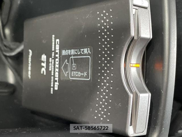 Honda e 2012-07 8285354-6