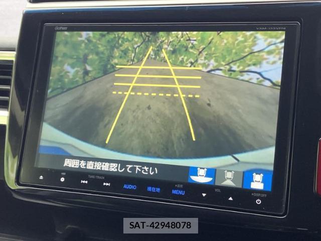 Honda e 2015-07 8285749-10