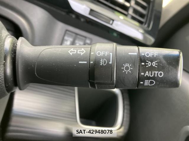 Honda e 2015-07 8285749-16