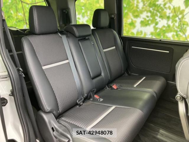 Honda e 2015-07 8285749-5