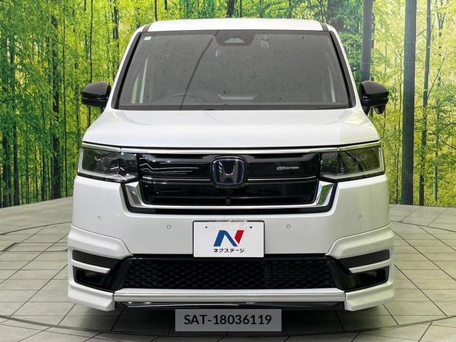 Honda e 2023-07 8276764-14