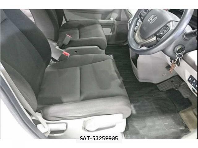 Honda e 2019-06 8276823-3