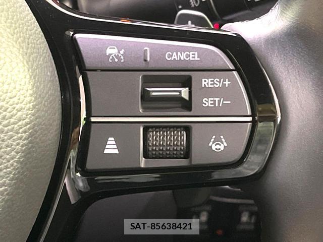 Honda e 2023-09 8277400-6