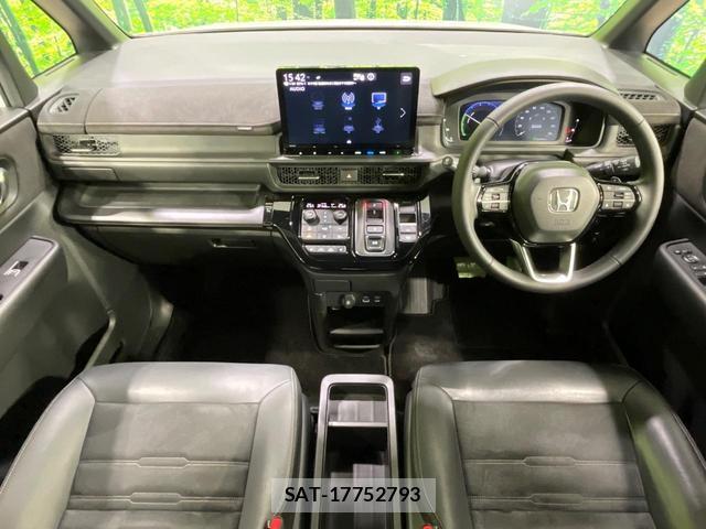 Honda e 2023-10 8277840-1
