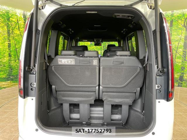 Honda e 2023-10 8277840-11