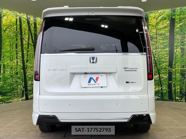 Honda e 2023-10 8277840-15