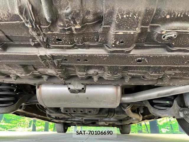 Honda e 2023-10 8277841-19