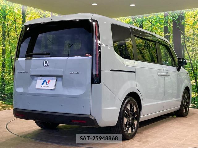 Honda e 2024-03 8277842-17