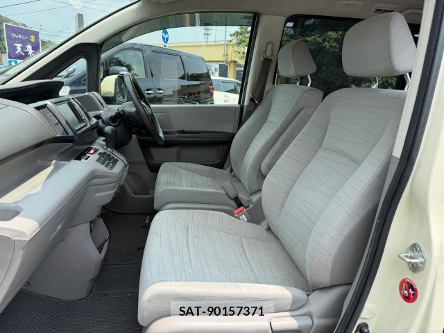 Honda e 2012-03 8278127-0