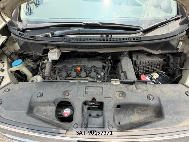 Honda e 2012-03 8278127-2