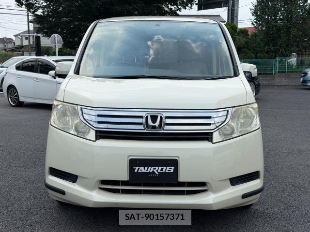 Honda e 2012-03 8278127-4