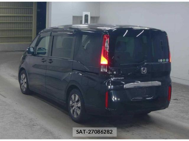 Honda e 2015-10 8278255-1