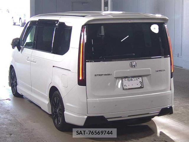 Honda e 2023-01 8278365-4
