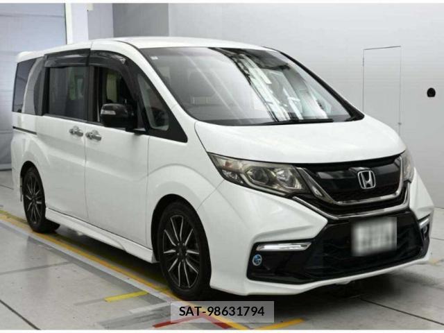 Honda e 2016-10 8278444-0