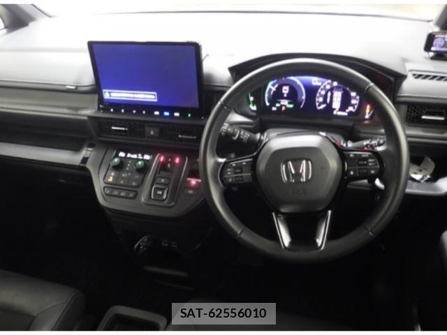 Honda e 2022-08 8278465-2