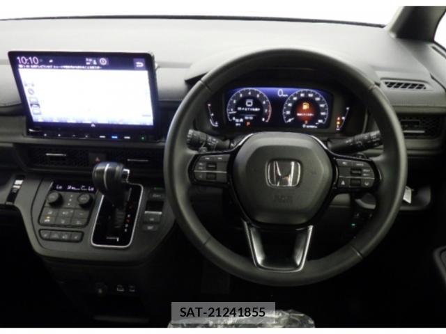 Honda e 2023-08 8278467-2