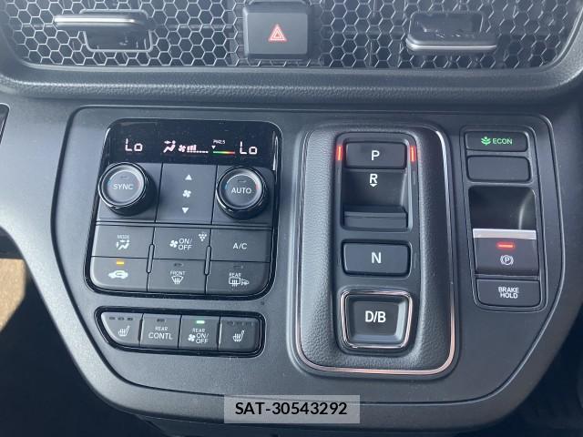 Honda e 2022-08 8279134-13