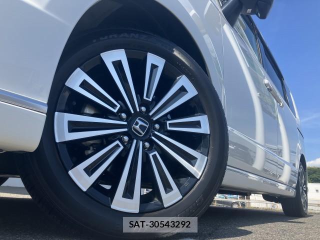 Honda e 2022-08 8279134-7