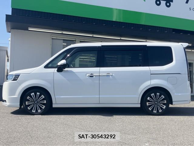 Honda e 2022-08 8279134-9