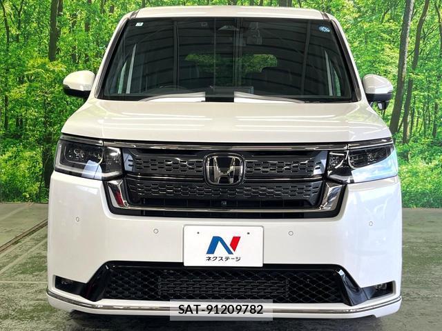 Honda e 2023-04 8279426-13
