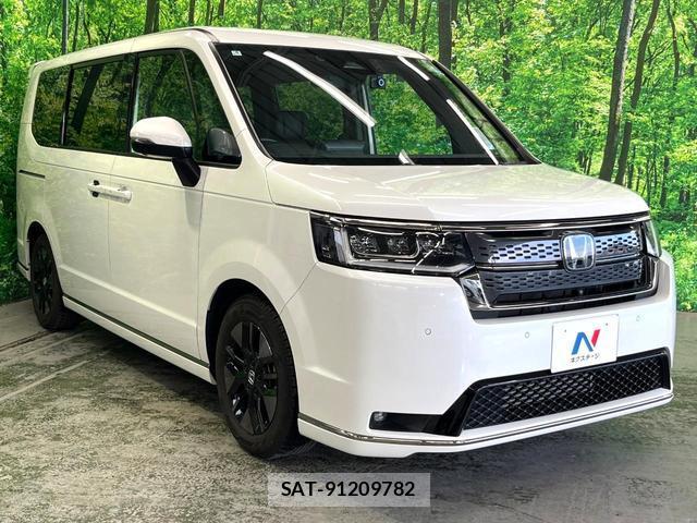 Honda e 2023-04 8279426-15