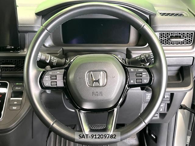 Honda e 2023-04 8279426-7