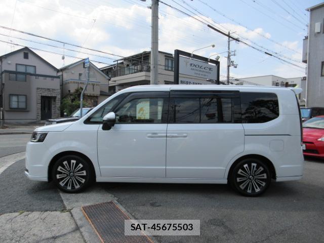 Honda e 2024-07 8279532-10
