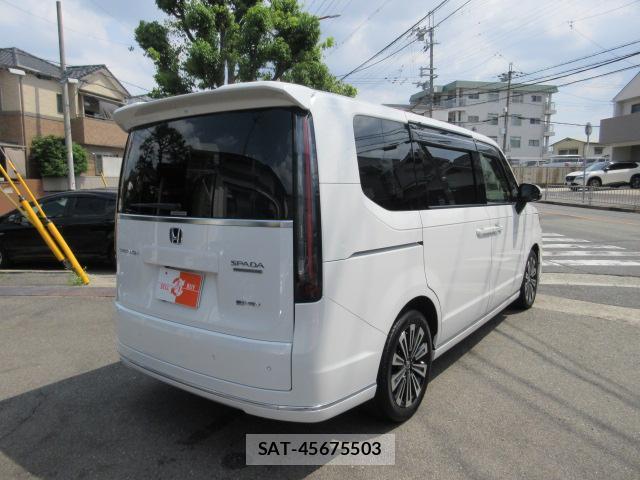 Honda e 2024-07 8279532-13