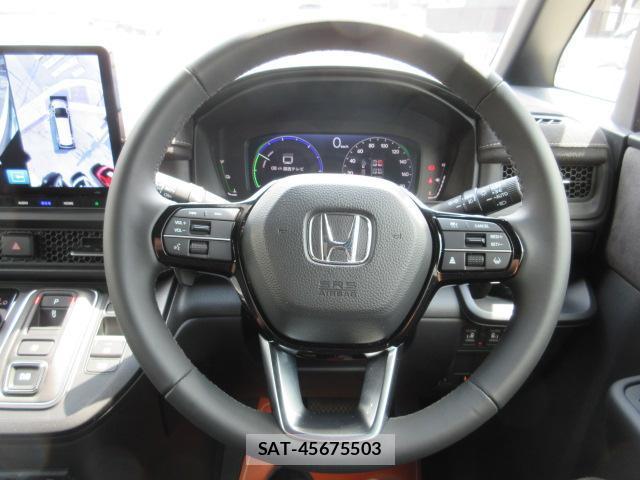 Honda e 2024-07 8279532-17