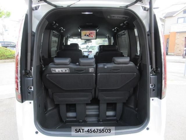 Honda e 2024-07 8279532-18